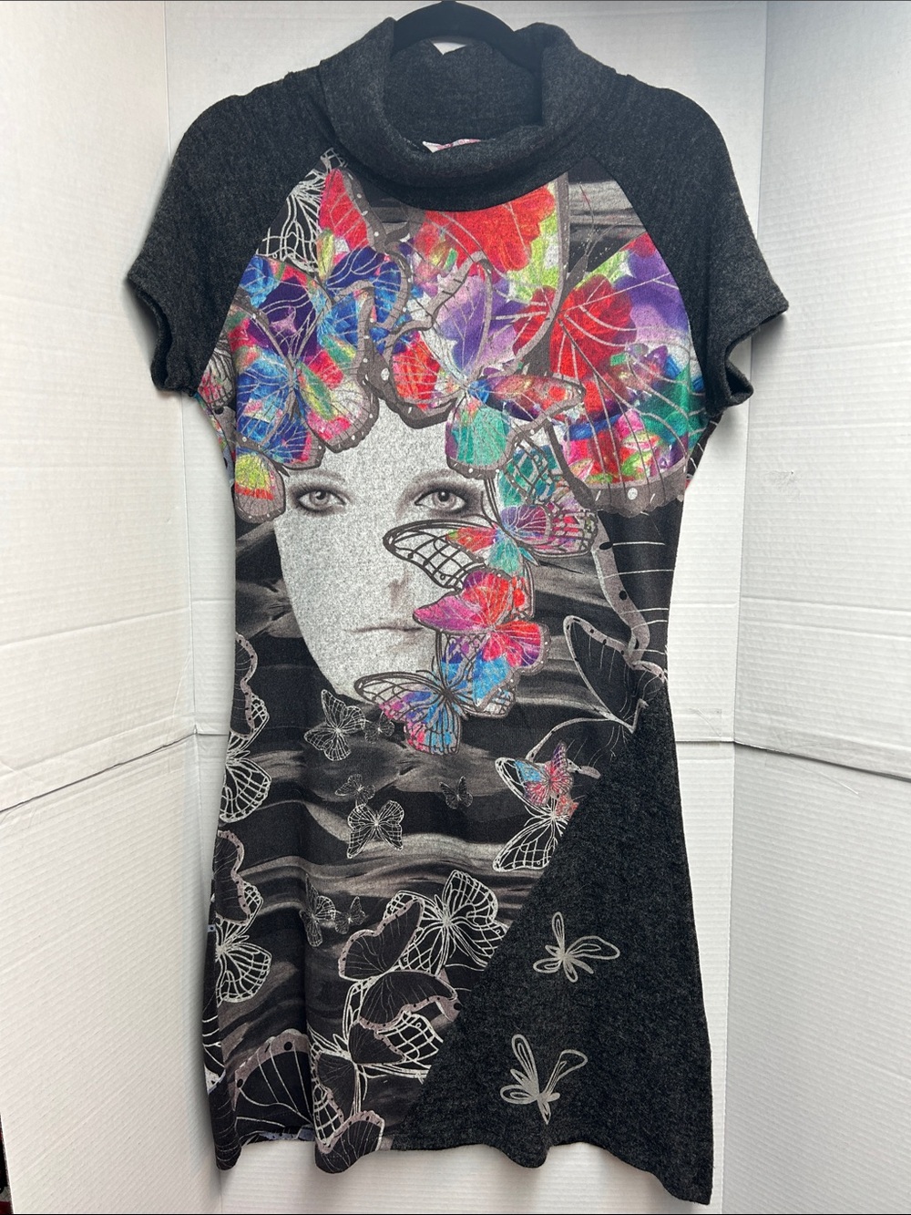 Women's Multicolor Butterfly Face Graphic Dress - Black